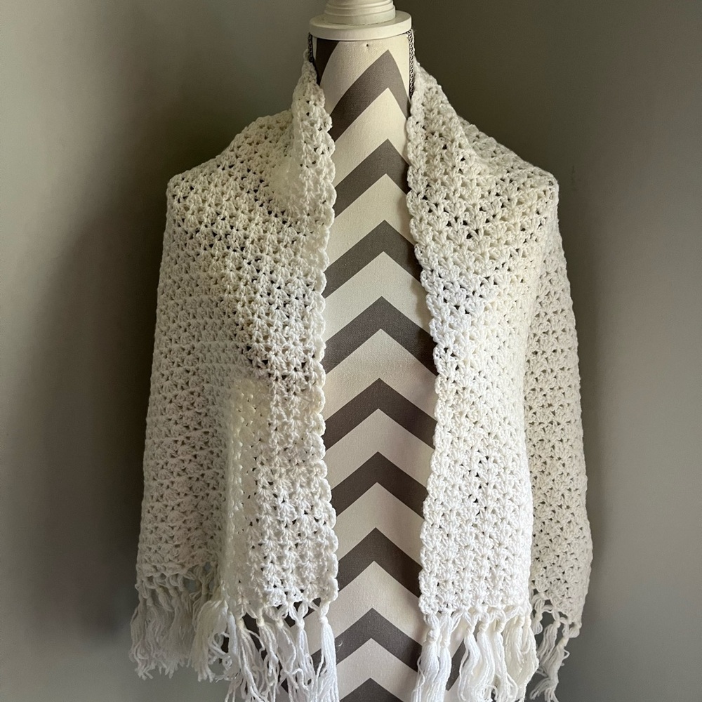 Vintage White Crochet Shawl